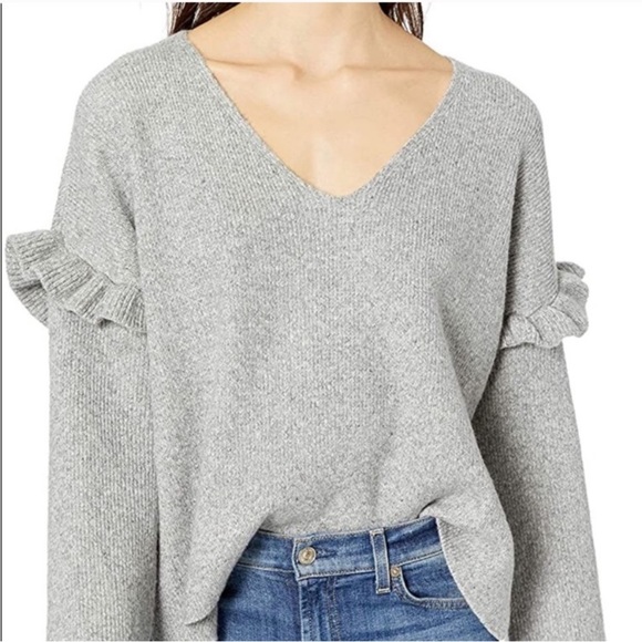 Cupcakes and Cashmere Ruffle Slouchy Sweater grey - Picture 3 of 3